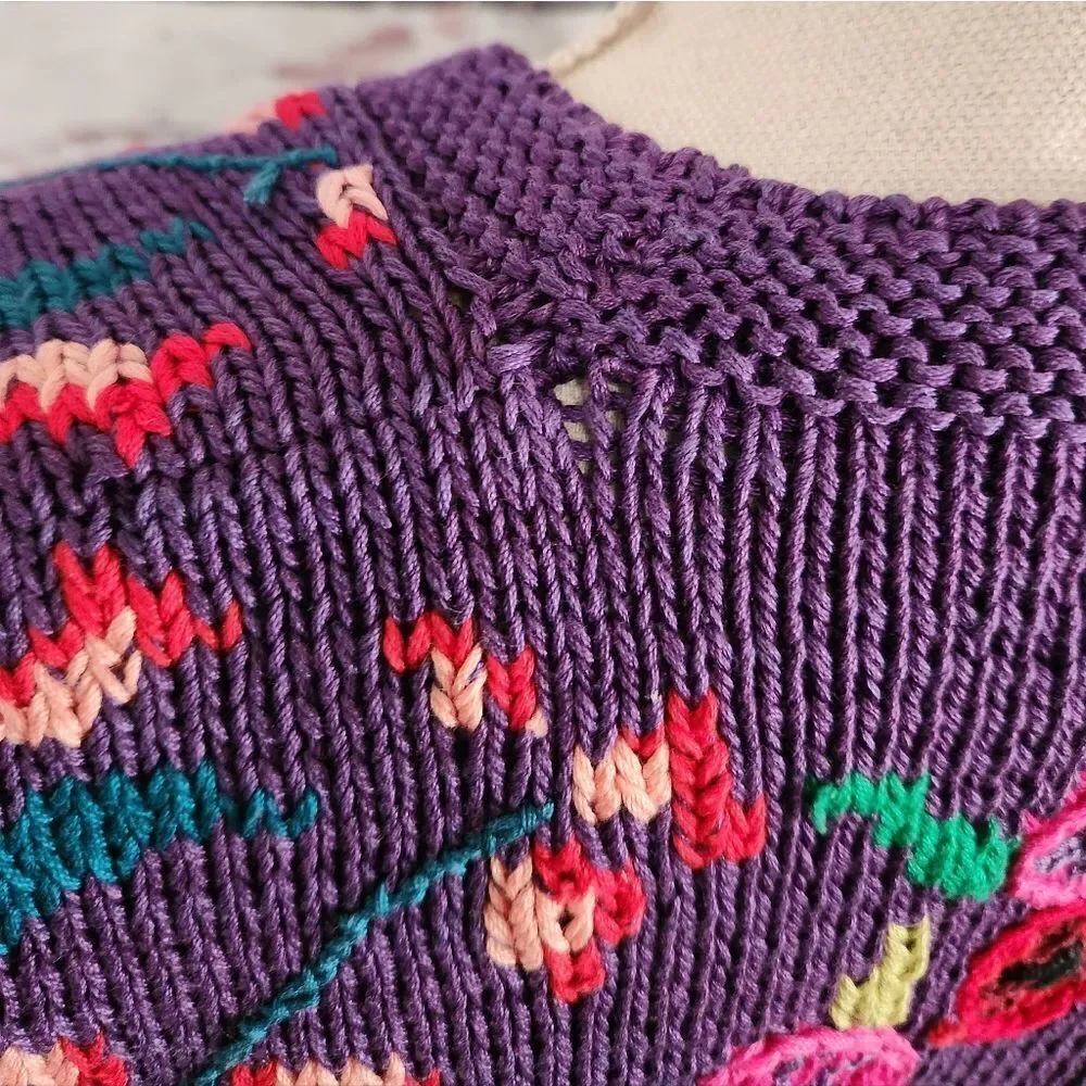 Vintage Berek Hand Knitted‎ Floral Sweater Vest Size Medium